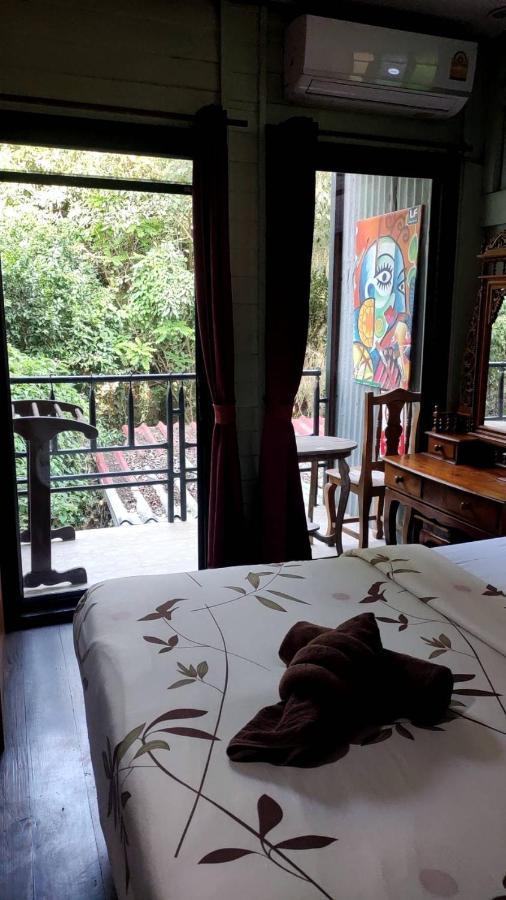 Tamarind Guesthouse Phra Nakhon Si Ayutthaya Exterior photo