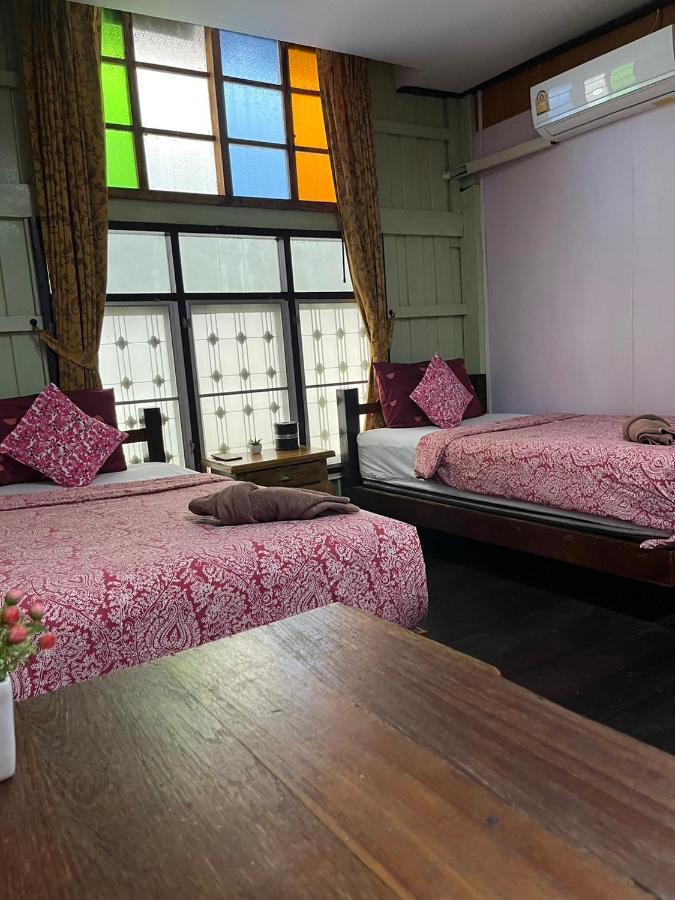 Tamarind Guesthouse Phra Nakhon Si Ayutthaya Exterior photo